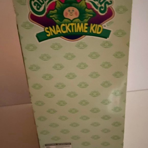CABBAGE PATCH GIRL DOLL FUNTIME SNACKS New in Box~ MITZI DONNA~AUG 1 ~ Vintage - Picture 5 of 11